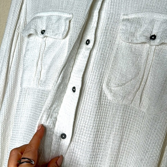 Free People One Of The Guys Long Sleeve Buttondown Top Ivory White Sz MED Boho - Picture 8 of 11